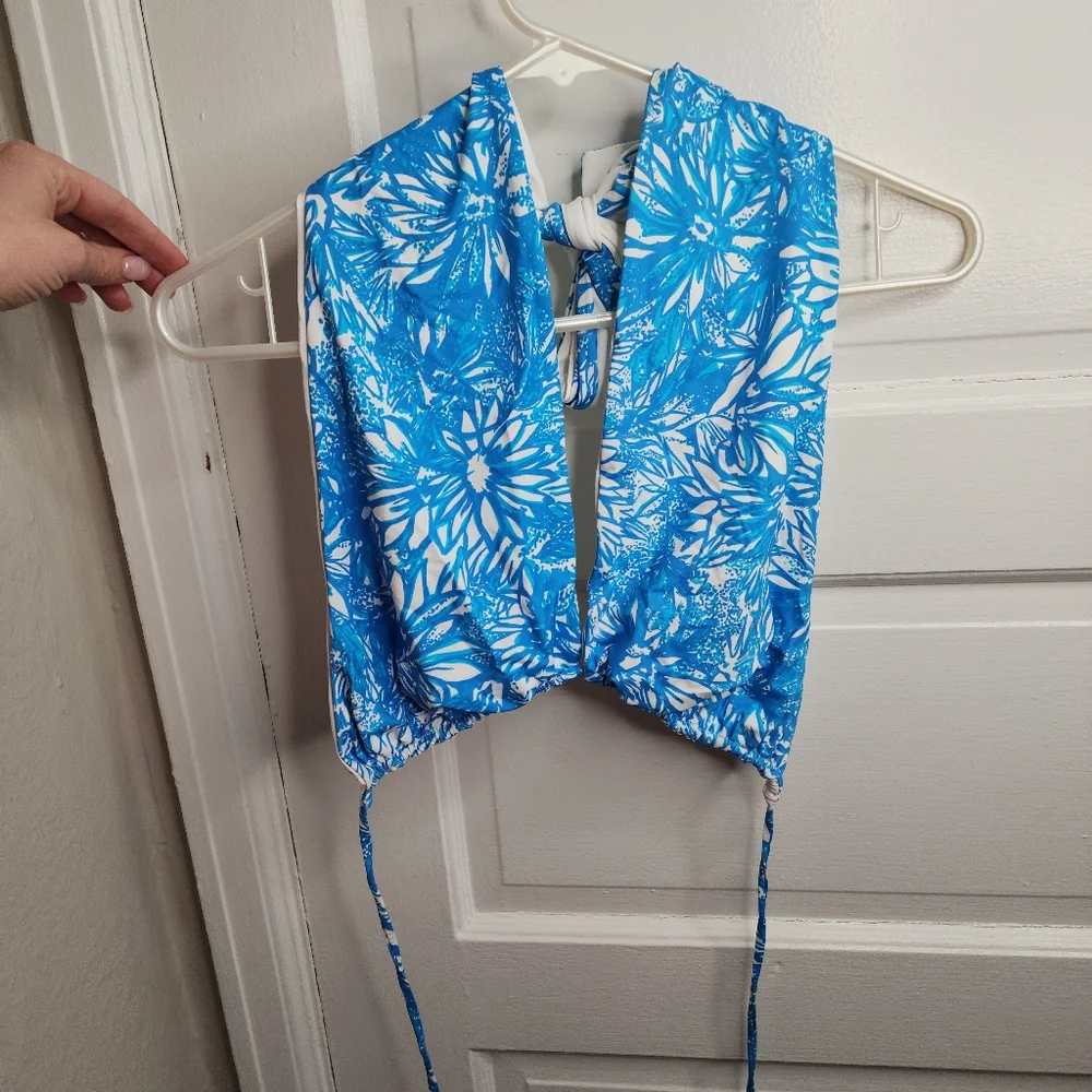 NEW Frankies bikinis Blue Floral Swim Top XXL